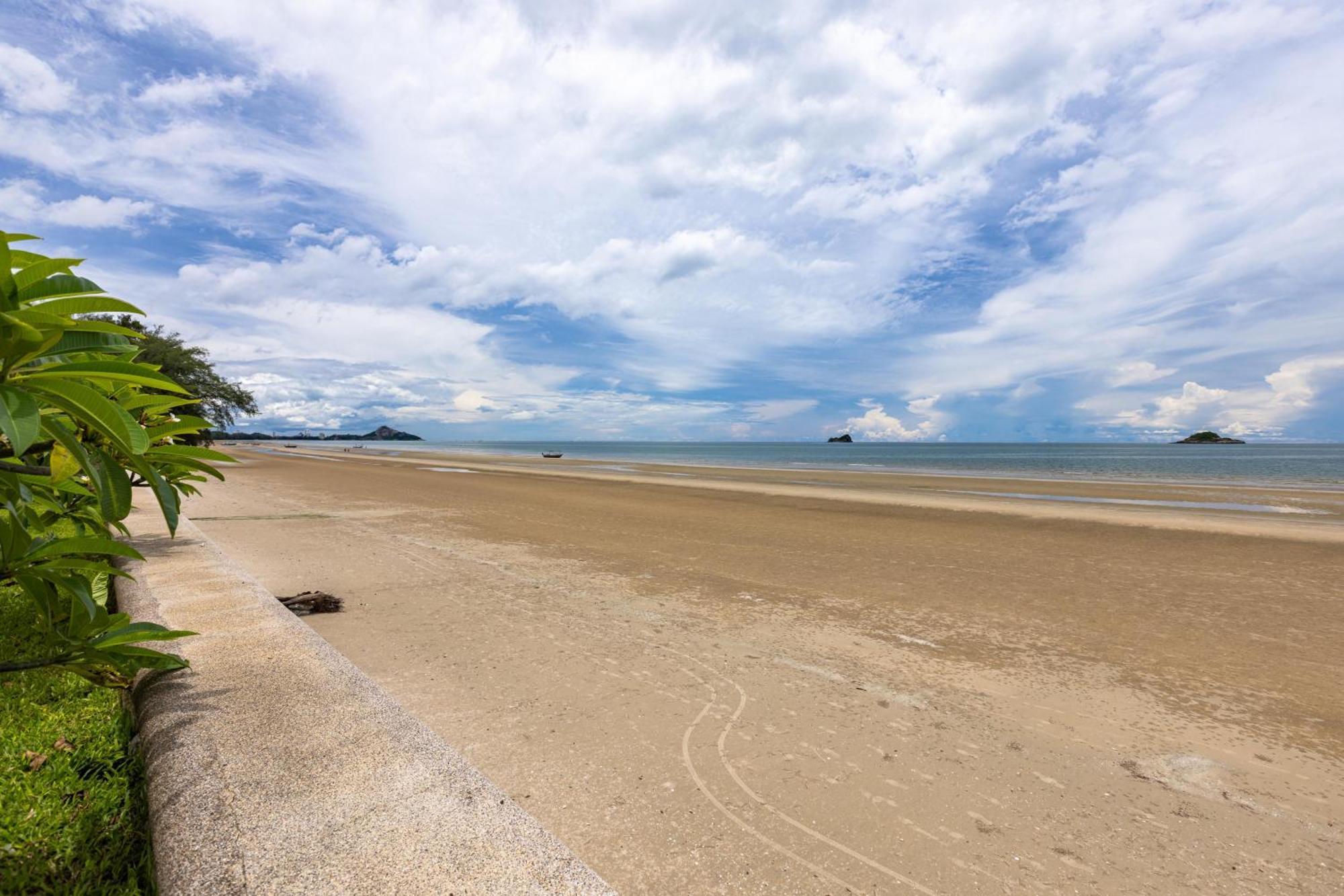 Beachfront Modern 4 Bedroom Pool Villa - Rv Hua Hin Luaran gambar